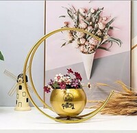 Maxmart Geometric Metal Flower Vase for Home Decor Living Room Central Side Table Gold
