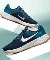 NIKE Revolution 6 Running Shoes