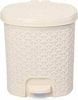 Cello Classic Plastic Pedal Bin 2, 12 Liters, Ivory