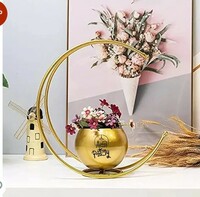 Maxmart Geometric Metal Flower Vase for Home Decor Living Room Central Side Table Gold 