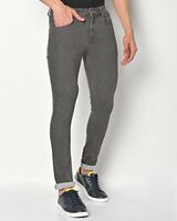 Ajio : Min 70% Off On Men's Jeans Starting @ 240
