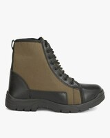 Duke, Liberty & More Footwears Up to 83% Off 