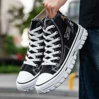 Up to 85% Off on Mens Sneakers 