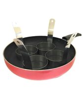 Dynore Non Stick Fry Pan with lid and Stainless Steel 4 Round Egg Ring with Handle