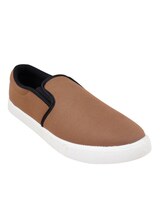 AJIO: Men's Casual shoes Starts @ 179