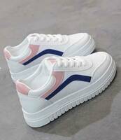 Up to 80% Off on Women's Casual Shoes