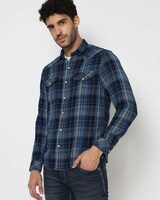 AJIO : Flat 75% Off On - John Players & Lee Cooper Men's Clothing.
