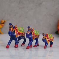 eCraftIndia Set of 3 Designer Camel Showpiece Animal Figurines- Multicolor