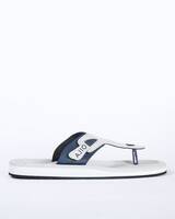 AJIO : Men Footwear from Rs.80