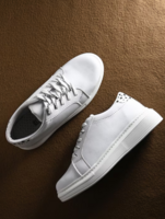 women's sneakers starts @589