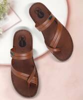 Paragon Sandals Upto 72% off