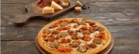 Get 617 Rs worth non veg and paneer pizzas only for 453 Rs 