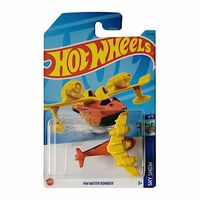 Hot Wheels HW Water Bomber Sky Show Ages 3 and Up (Yellow)