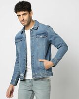  Flat 70% - 75%  Off On Lee Cooper Clothing