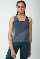 Upto 60% Off on Reebok Sportswear