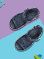 Flat 60% off on Crocs