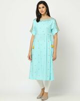 Siyahi Clothing Upto 75% Off starting from 300