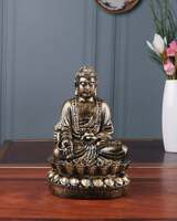 Up to 75% Off on Showpieces & Figurines