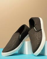 Woodland & Bata Shoes From Rs 408