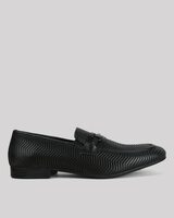 Upto 85% off on Eaglewood Leathers loafers