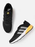 Flat 60% Off on Sport Shoes