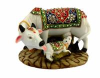 MAMTA HANDICRAFTS Polyresin Kamdhenu Cow Idols Decorative Showpiece Cow with Calf Marble dust Statue for Home Pooja Room (5 Inch, Multicolor)