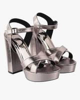 Upto 86% Off On Branded Women Footwears (Inc 5.,Buda Jeans Co, Etc)