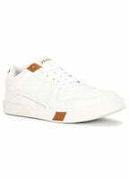 Bata Mens Dash Sneakers @ 572