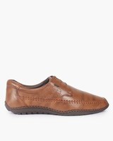 Flat 70% Off on Lee Cooper Shoes 