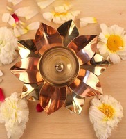 Pack of 1 Lotus Brass Akhand Diya