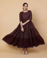 Up to 80% Off on Ethnic Kurta & Kurti Sets 