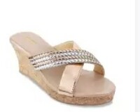 Flat 82% Off on Mochi Footwear