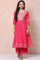 Kurta, Dresses & More Upto 50% Off