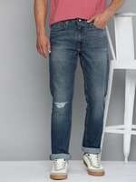Minimum 70% off on Levis