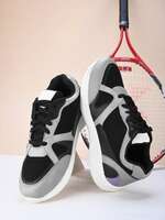 Upto 90% off on Roadster Shoes