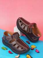 Upto 84% off on Sandals