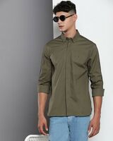 Tommy Hilfigher products with Min 40% OFF