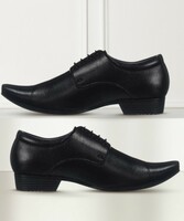 Flipkart - Bata Men's Formal Shoe Starts @ 469