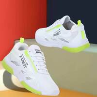 Up to 78% Off on Men's Sneakers 