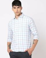 GRAB : MEN'S Jeans And Shirts with upto 70% OFF !!