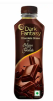Daal loot  : Sunfeast Dark Fantasy Chocolate Shake with Real Belgian Chocolate 300 ml @20
