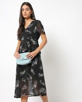 UNIQUEST : Women Dresses with Upto 80% Off