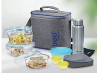 Up to 70% off on lunch boxes & Water bottles
