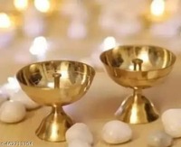 KAPER Brass Diya for Puja Akhand Diya Jyothi Oil Lamp Deepak for Diwali Mandir Decor Small Pooja Articles(2 Inches)