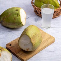 Zepto Tender Coconut 1 pc (Approx. 200 - 250 ml)