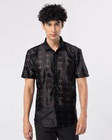 Upto 80% Off on Snitch Clothing 