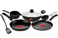 Pigeon Favourite 7 Piece Gift Set Non-Stick Coated Comes - Gas Stove Compatible (Black) 