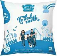 Fresh Mother Dairy Toned Milk, 500ml Pouch [location specific]