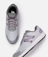 Upto 70% Off on Women's New Balance Shoes 