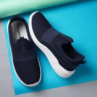 Up to 77% Off M7 By Metronaut 